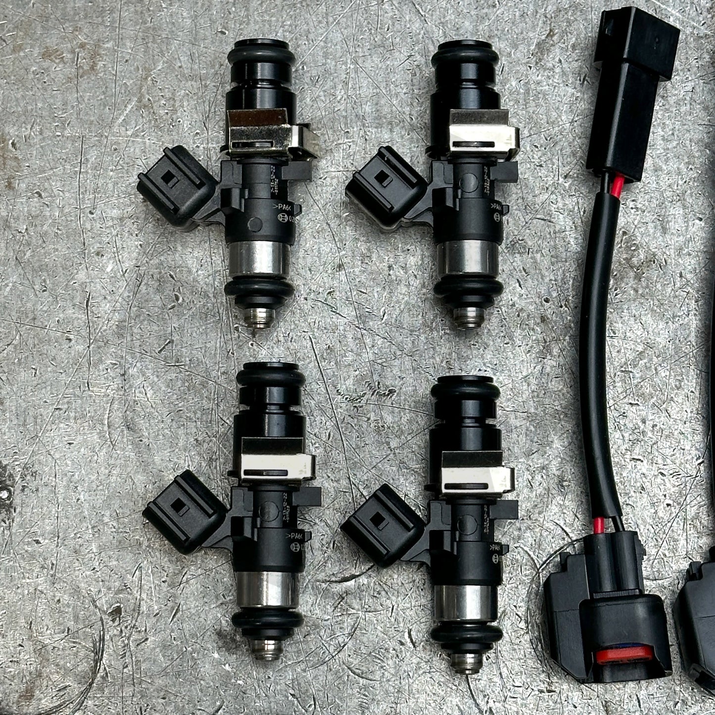 SouthBay 1050x Bosch EV14 Fuel Injector Set Honda / Acura K Series Fuel Injectors K20 K24