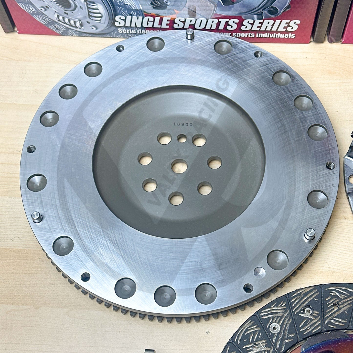 EXEDY OEM Clutch Kit & 12lbs FW for 03-06 Mitsubishi Lancer Evo 8 Evo 9 MBK1001 MF04