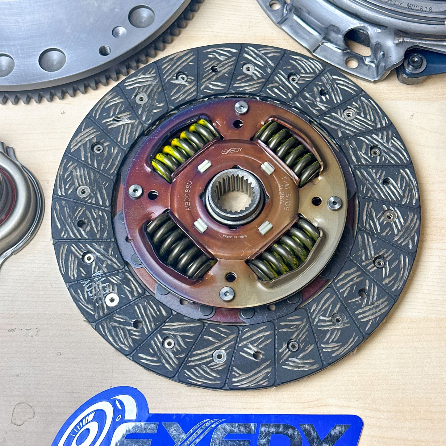 EXEDY OEM Clutch Kit & 12lbs FW for 03-06 Mitsubishi Lancer Evo 8 Evo 9 MBK1001 MF04